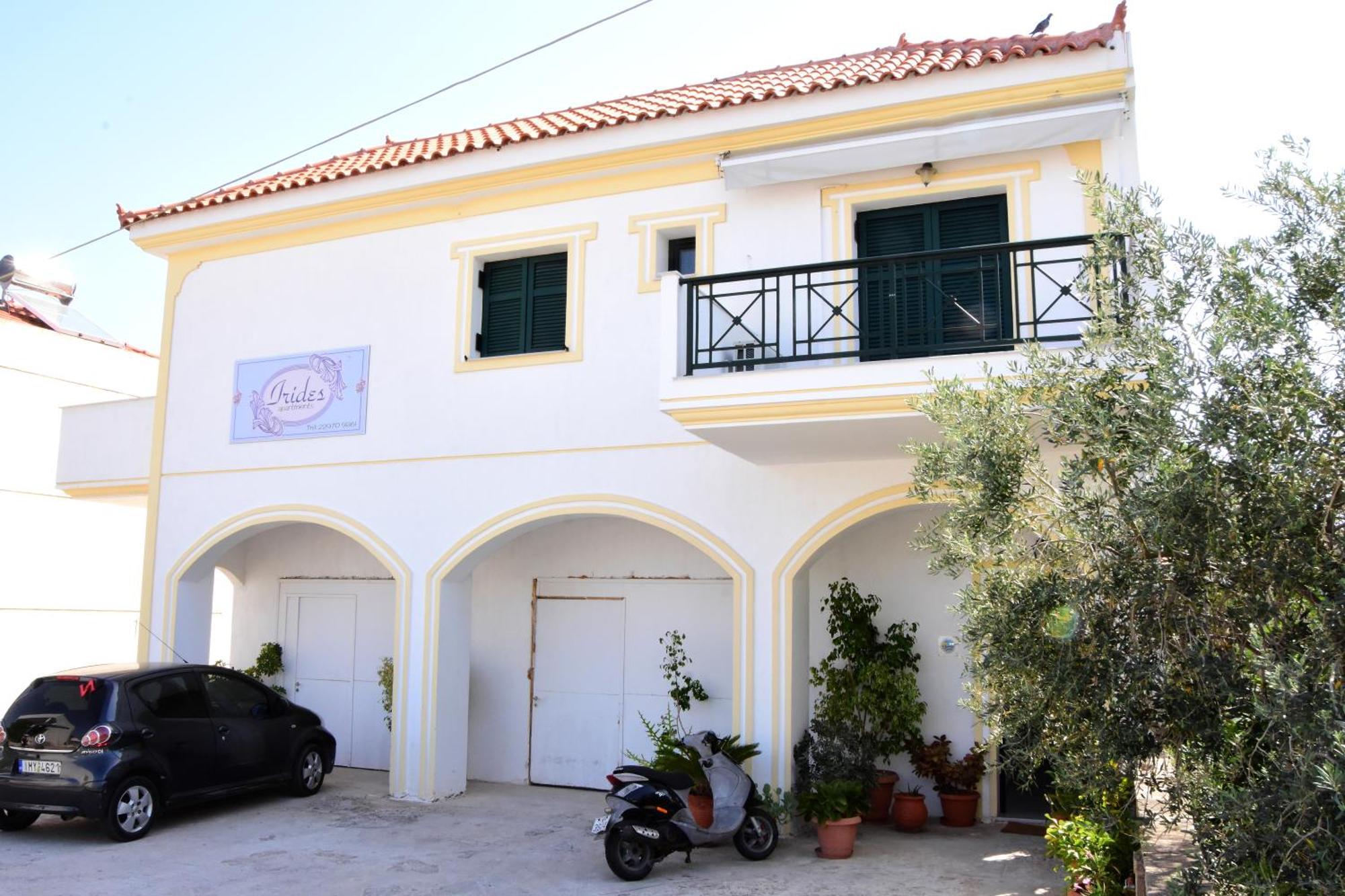 Irides Apartments Megalochori  Exterior photo